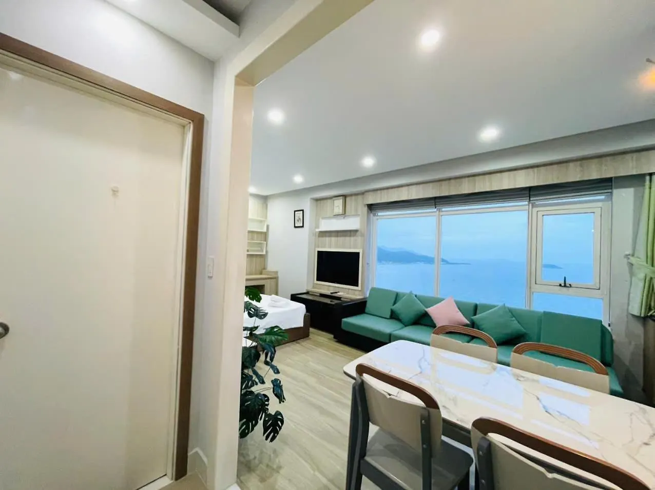 Nha Trang Beach Apartment - Where Cozy Memory Lasts 0*, Να Τρανγκ Βιετνάμ
